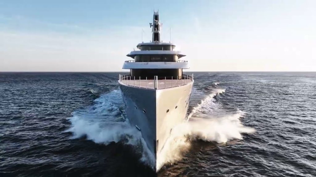 101 - metre Moonrise on sea trials