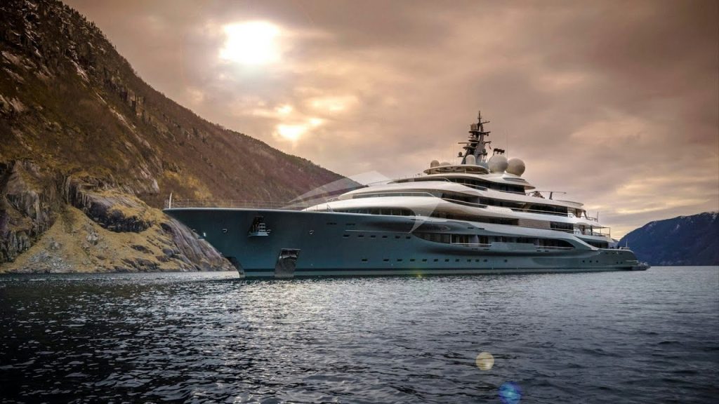 FLYING FOX Charter Yacht – 2019 Lurssen