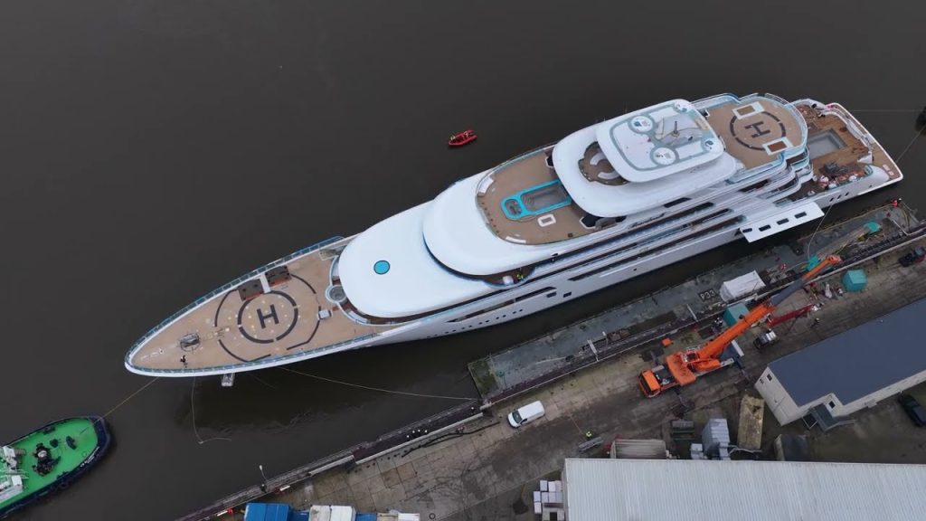 117m BOARDWALK